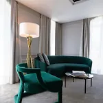 Maison Albar - Amoure - The Leading Of The World בראגה