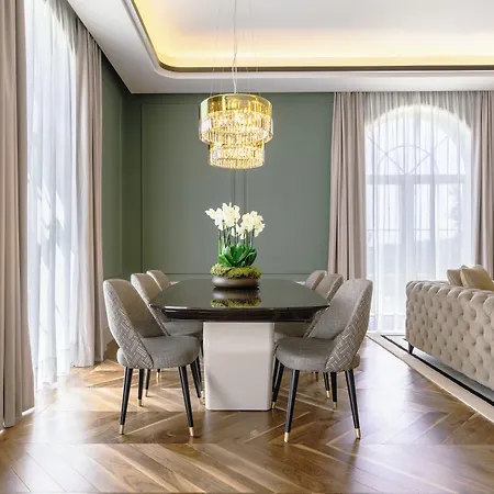 Amoure - The Leading Of The World 5* براغا