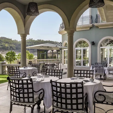 فندق Amoure - The Leading Of The World 5*