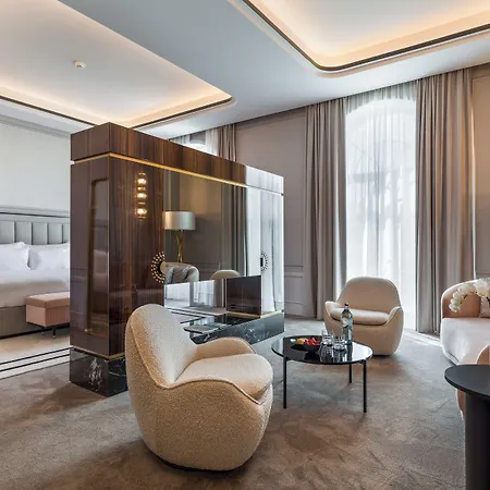 Amoure - The Leading Of The World فندق 5*